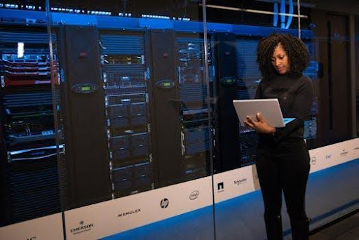 How Scalable Server Infrastructure Is Helping SMEs Navigate Digital Transformation How Scalable Server Infrastructure Is Helping SMEs Navigate Digital Transformation